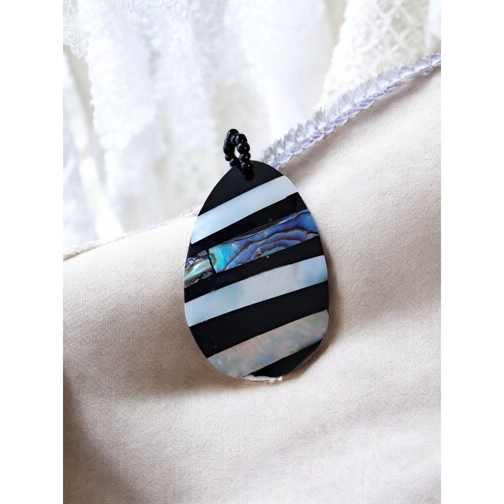 Beachy Abalone and Mother of Pearl Oval Pendant.